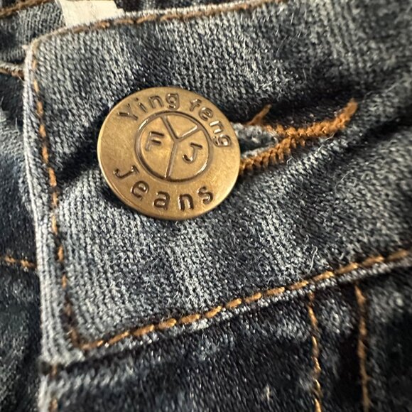 Vintage Y&F Womens High-Waisted Denim Jeans Size 11/12 With Embroidered Details - Picture 4 of 8